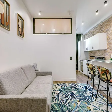 Gare De Lyon 4bd - 4bth Apartment!