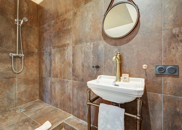 Gare De Lyon 4bd - 4bth Apartment! *