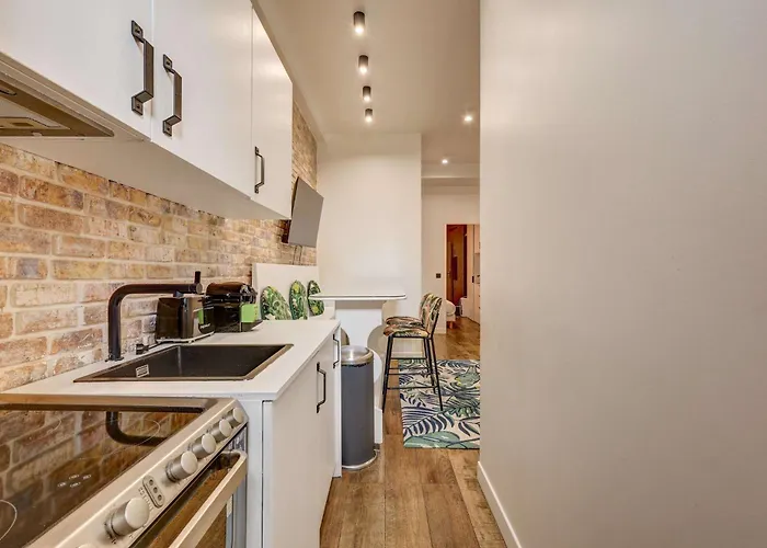 Gare De Lyon 4bd - 4bth Apartment!